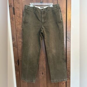 Orvis Pants Mens Size 38x32 Green/Brown Flat Front Khaki Work Wear Casual Cotton